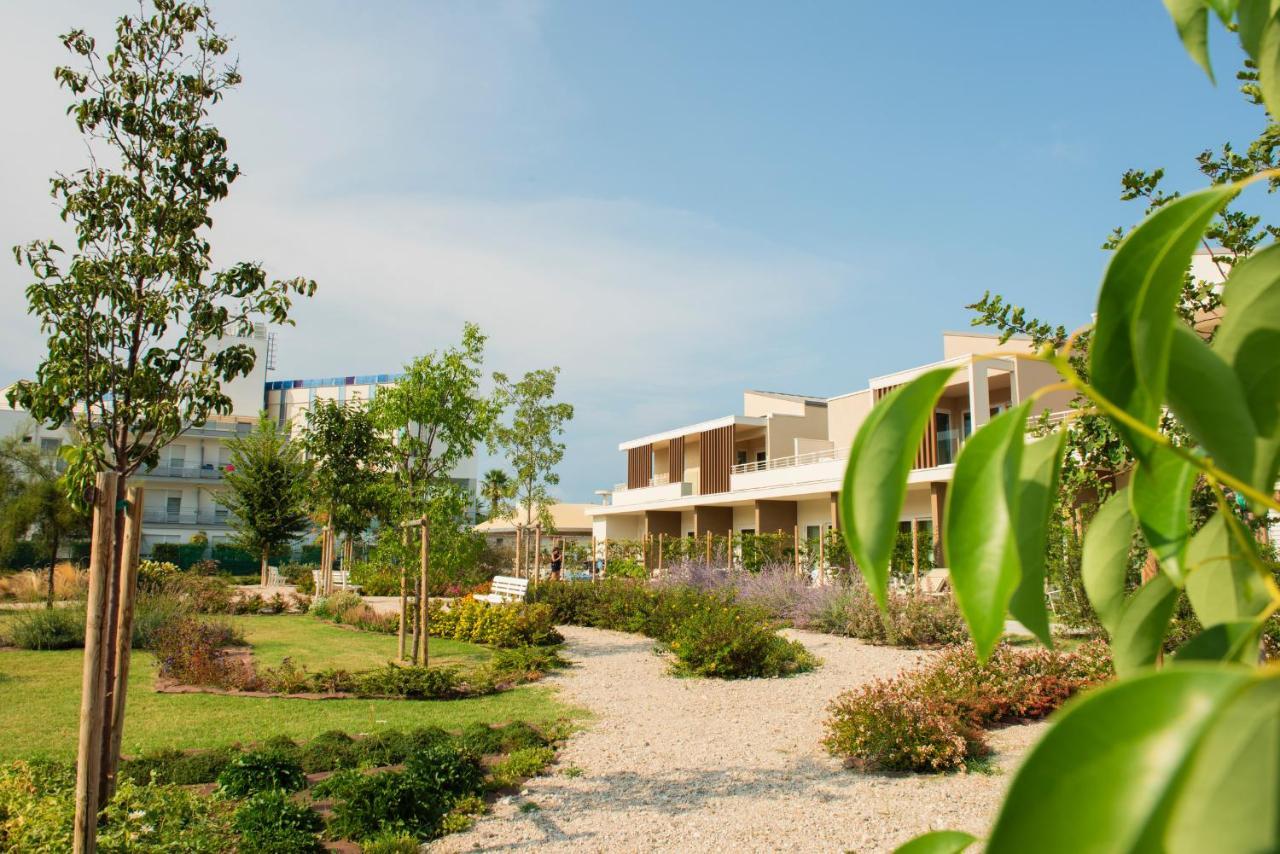 Seapark Spa Resort Джулианова Экстерьер фото