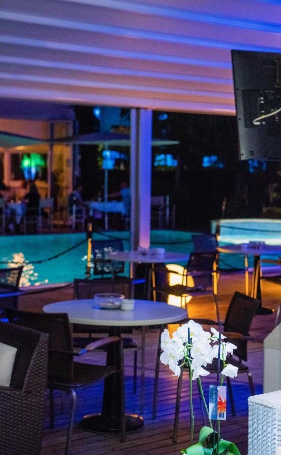 Seapark Spa Resort Джулианова Экстерьер фото