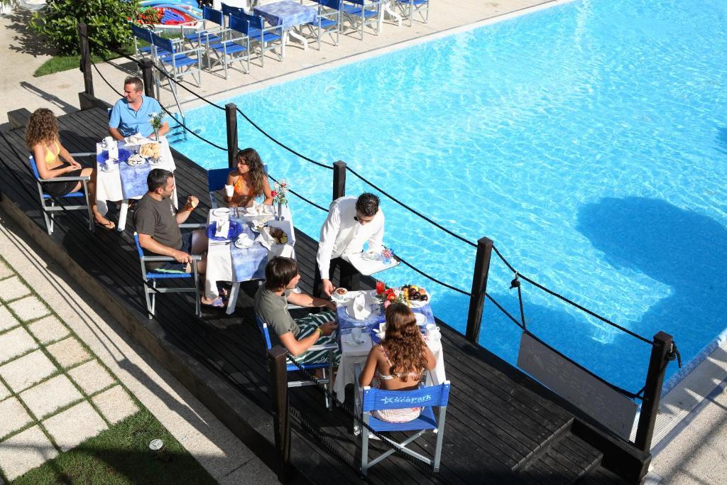 Seapark Spa Resort Джулианова Экстерьер фото